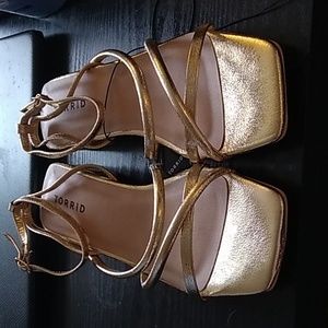 Torrid gold sandals size 8 wide